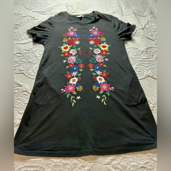 Umgee White Short Sleeve Tee Casual Top floral - Picture 1 of 6